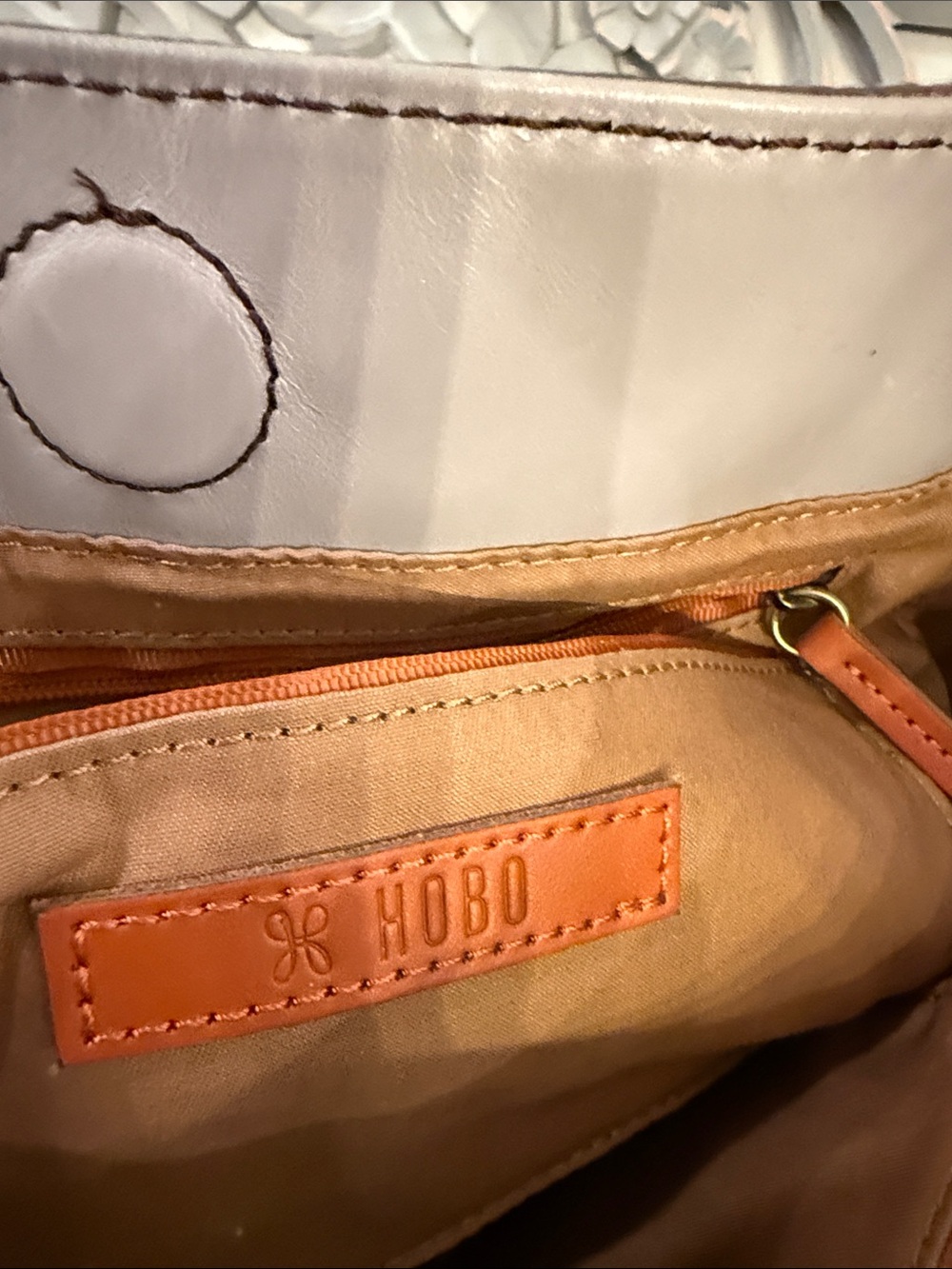 Hobo brand Classic Taupe Leather Shoulder Bag - Women - Picture 6 of 12